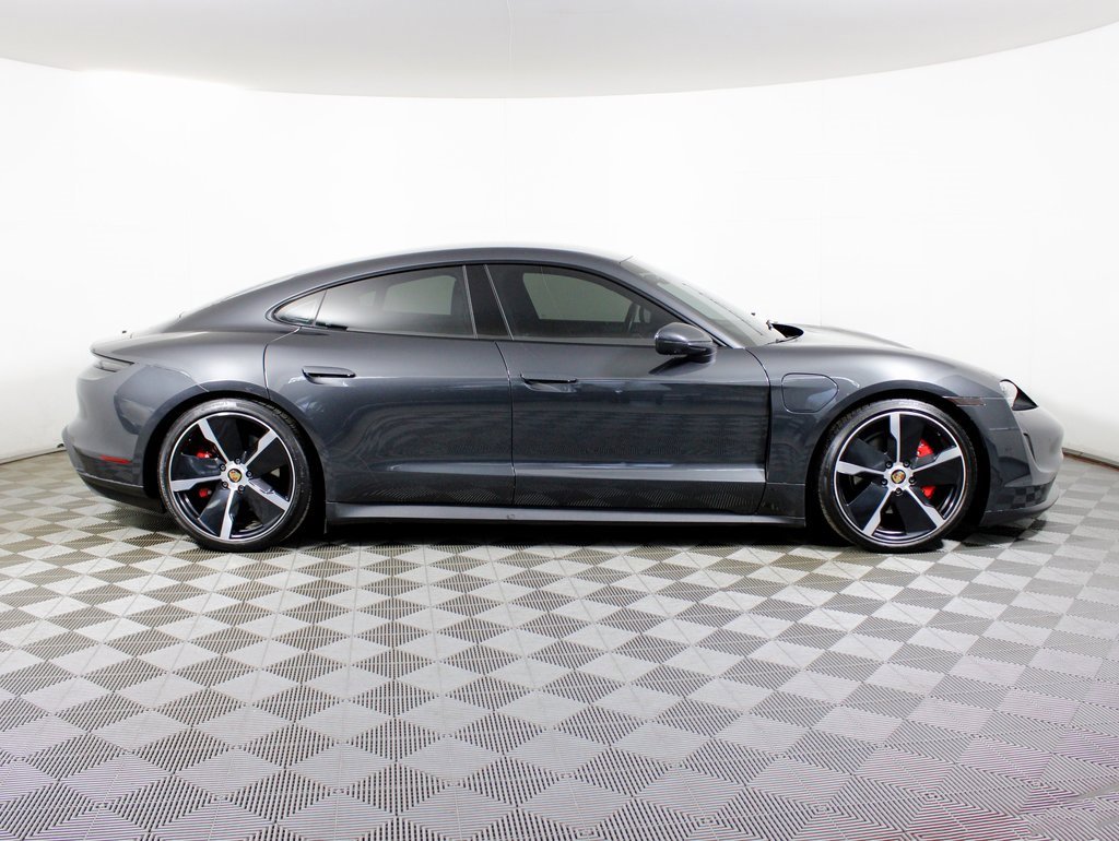 Used 2021 Porsche Taycan 4S image 9