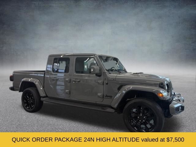 Used 2022 Jeep Gladiator Overland image 2