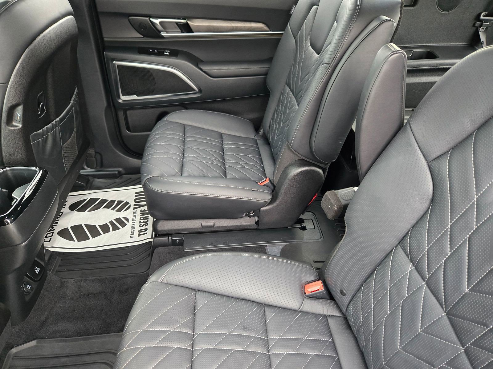 Used 2025 Kia Telluride SX Prestige X-Line image 11