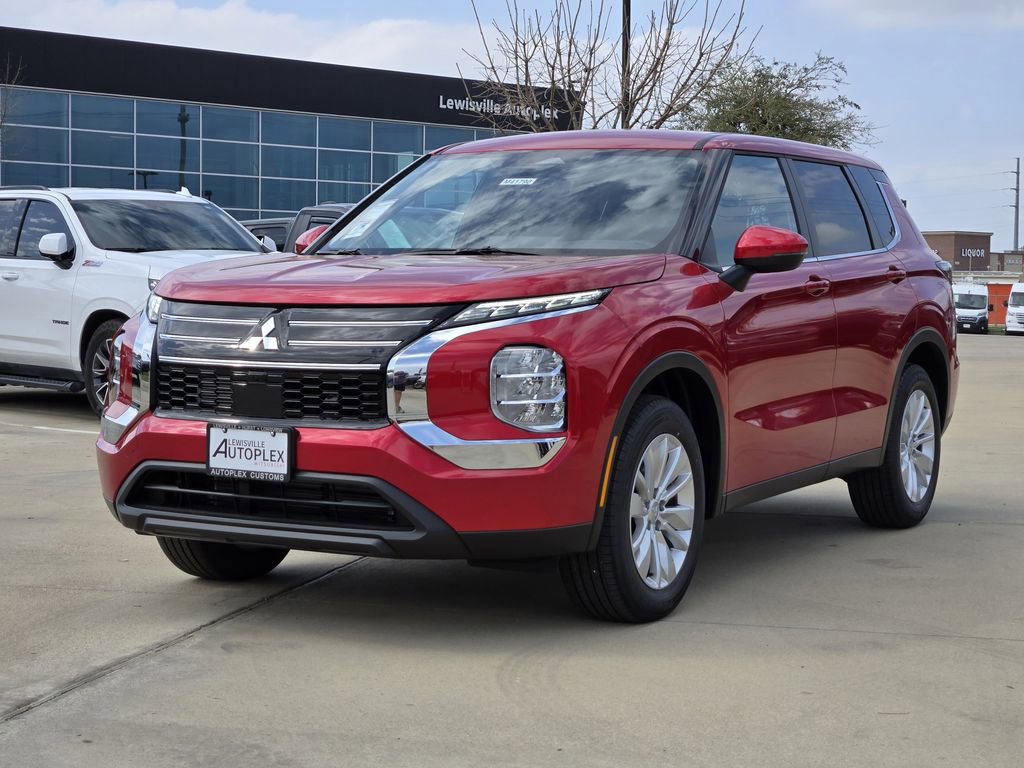 New 2026 Mitsubishi Outlander ES image 2