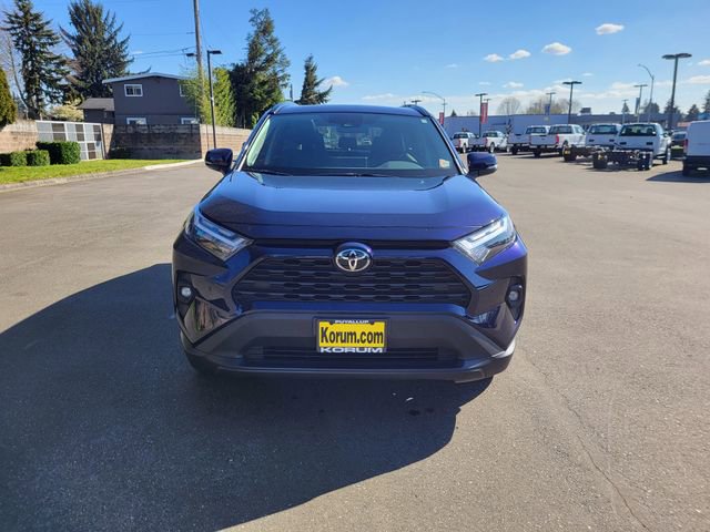Used 2022 Toyota RAV4 XLE Premium AWD/4WD image 10