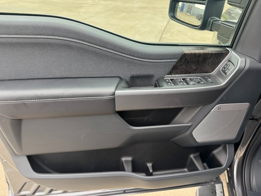 New 2025 Ford F350 Lariat w/ Chrome Package image 10
