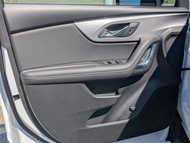 New 2025 Chevrolet Blazer LT w/ Convenience Package image 10