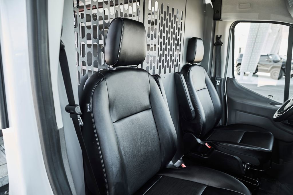 Used 2024 Ford Transit 150 148 Medium Roof RWD image 22