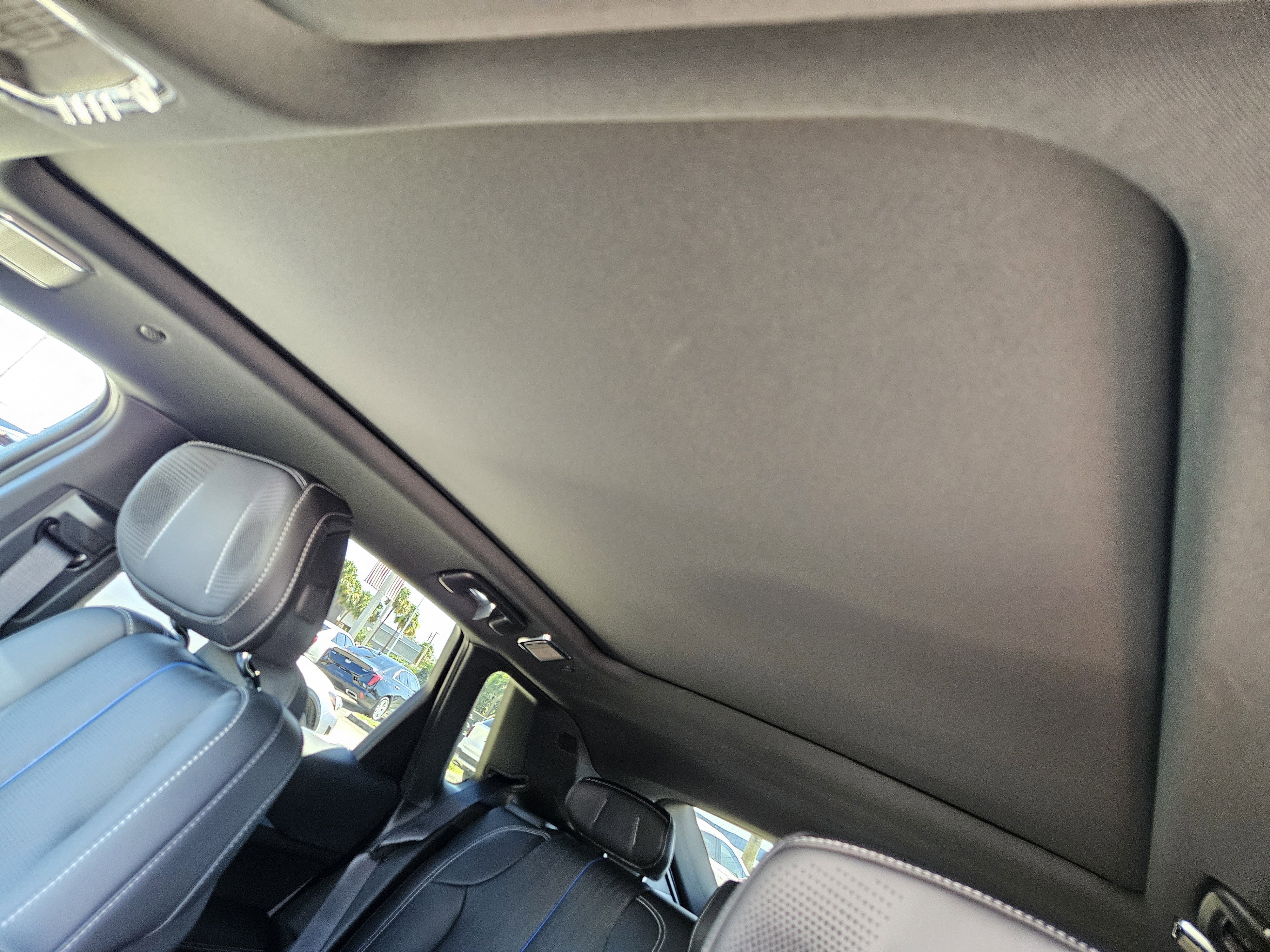 New 2026 Cadillac Lyriq V image 24