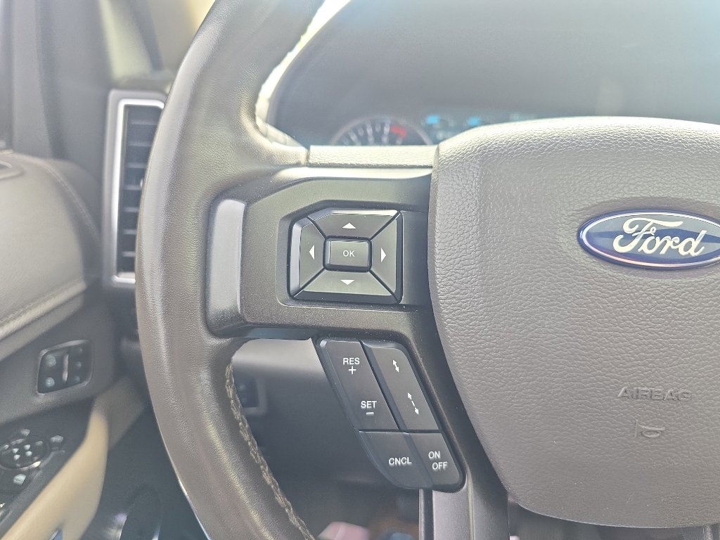 Used 2018 Ford Expedition Max Limited w/ Equipment Group 301A AWD/4WD image 26