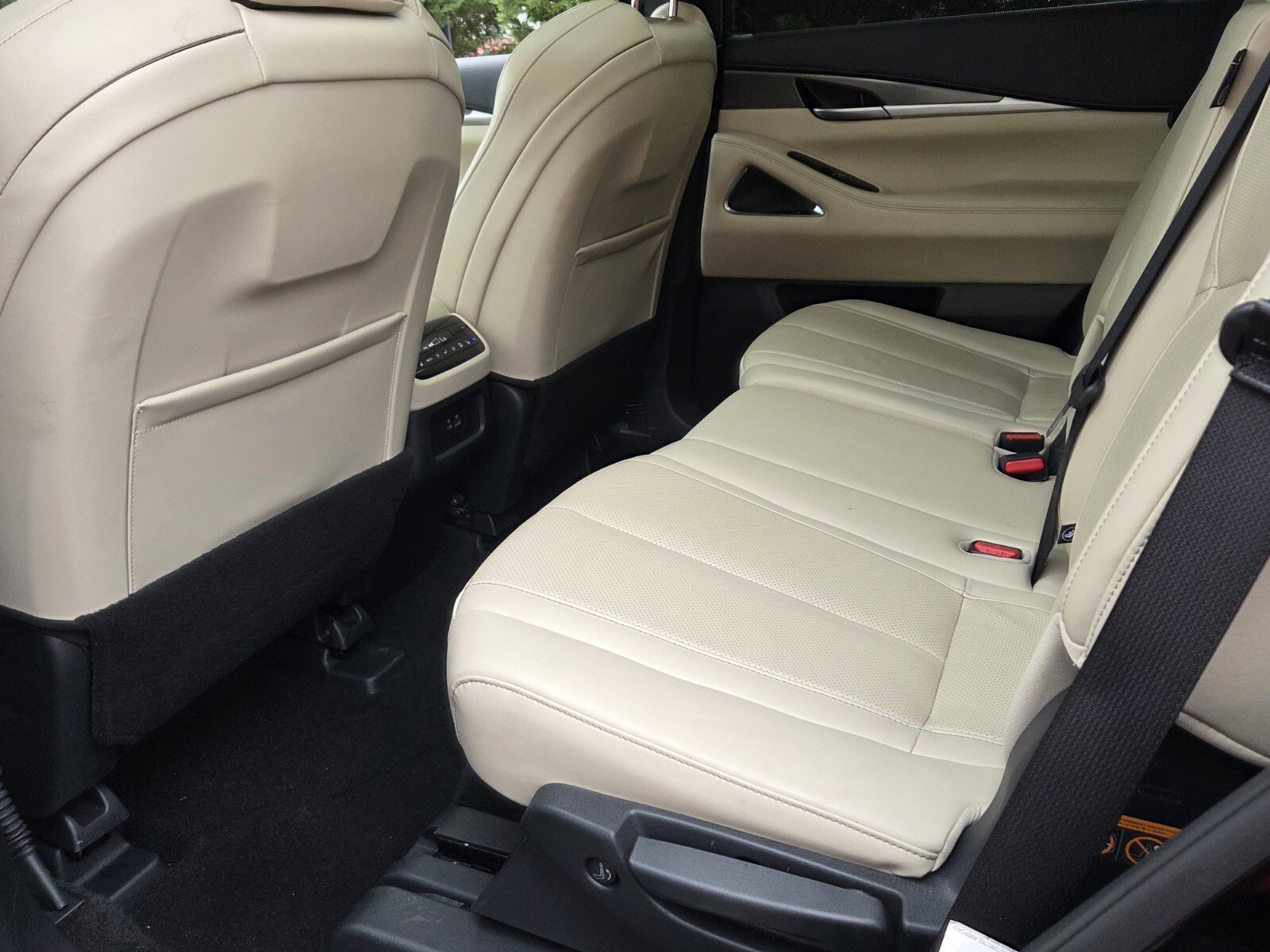 Used 2025 INFINITI QX60 Luxe w/ Vision Package AWD/4WD image 12