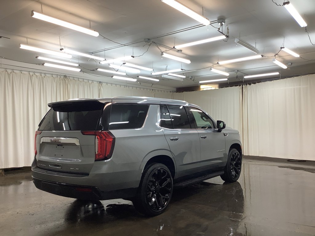 Used 2024 GMC Yukon SLE w/ Gmc Pro Safety Plus Package image 6