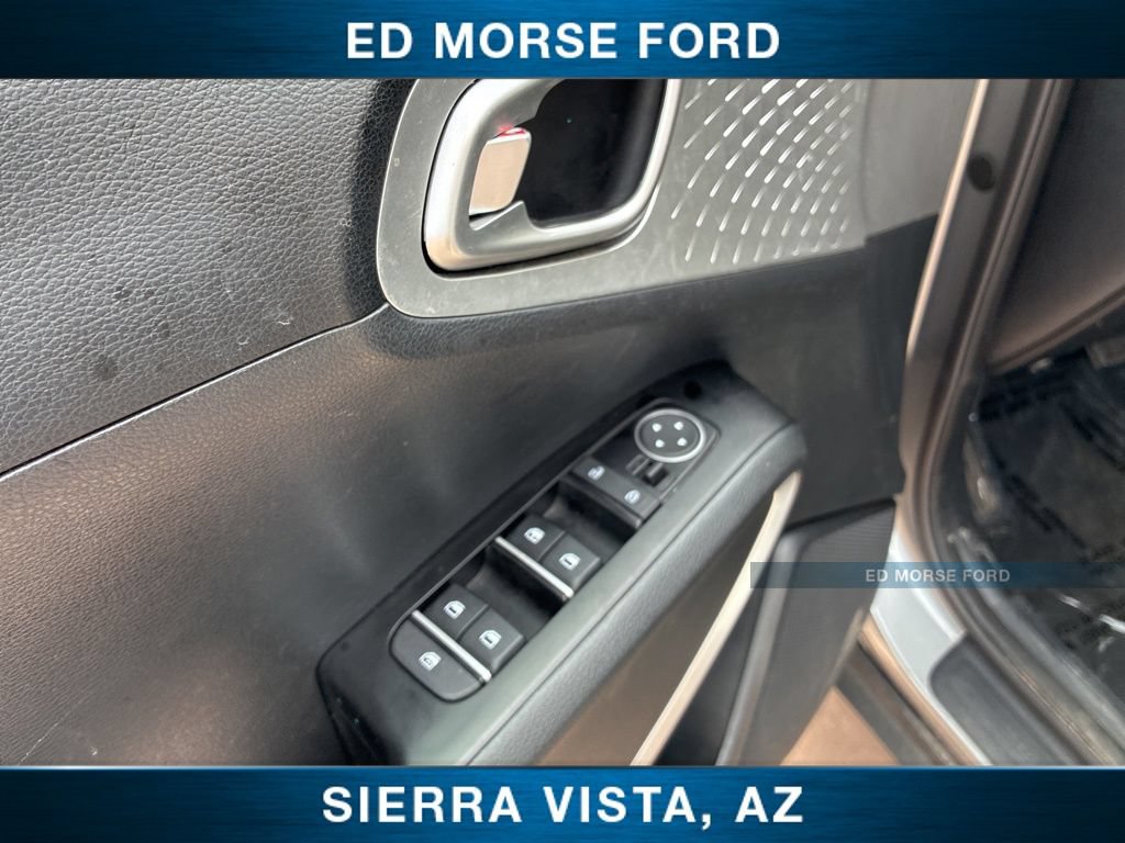 Certified 2025 Kia Soul LX FWD image 20