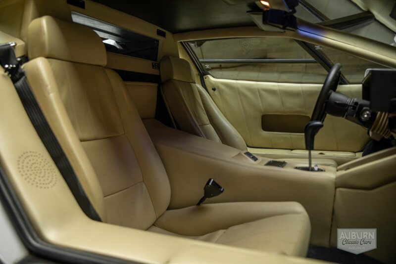 Used 1989 Lamborghini Countach Coupe RWD image 20