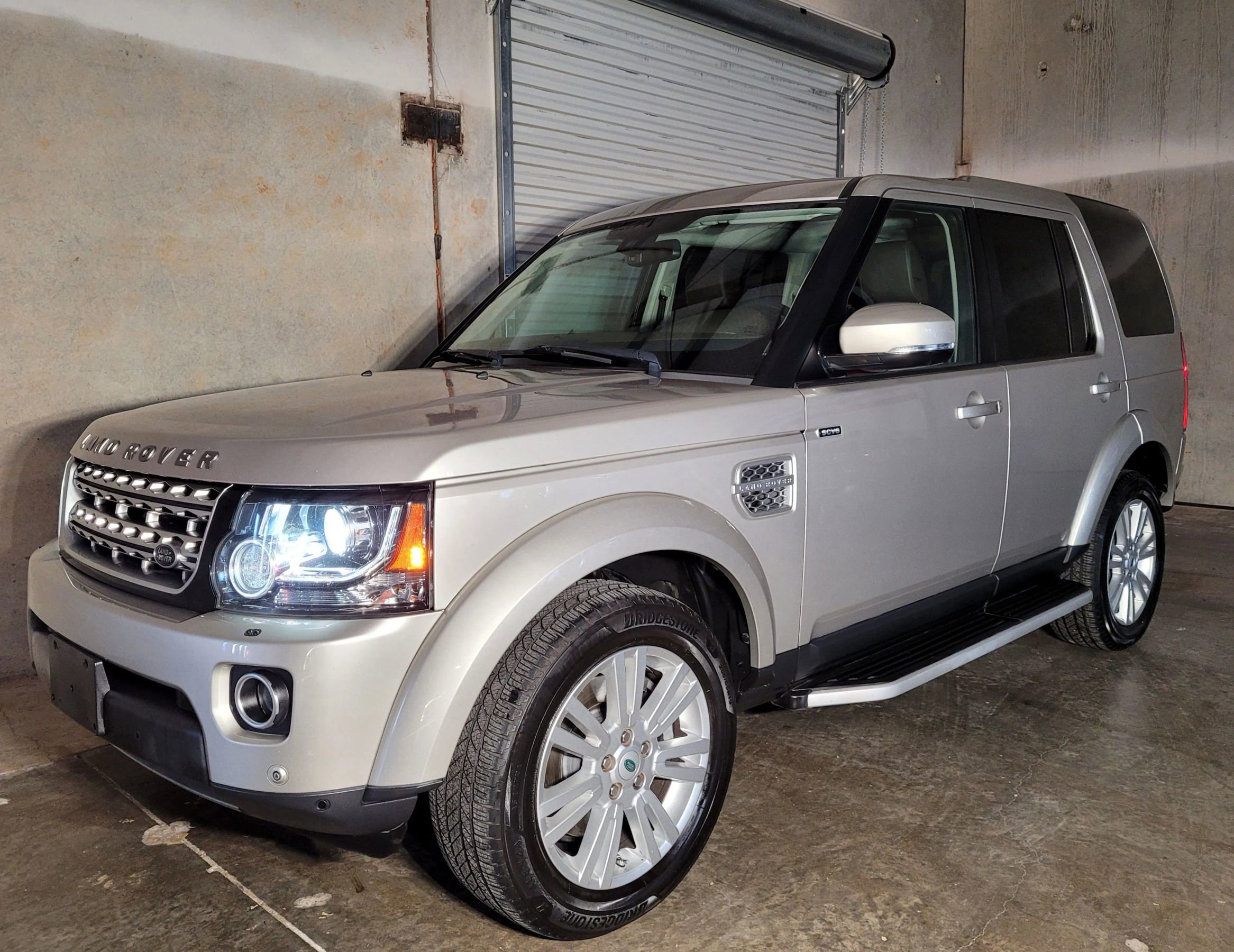 Used 2015 Land Rover LR4 HSE LUX image 5