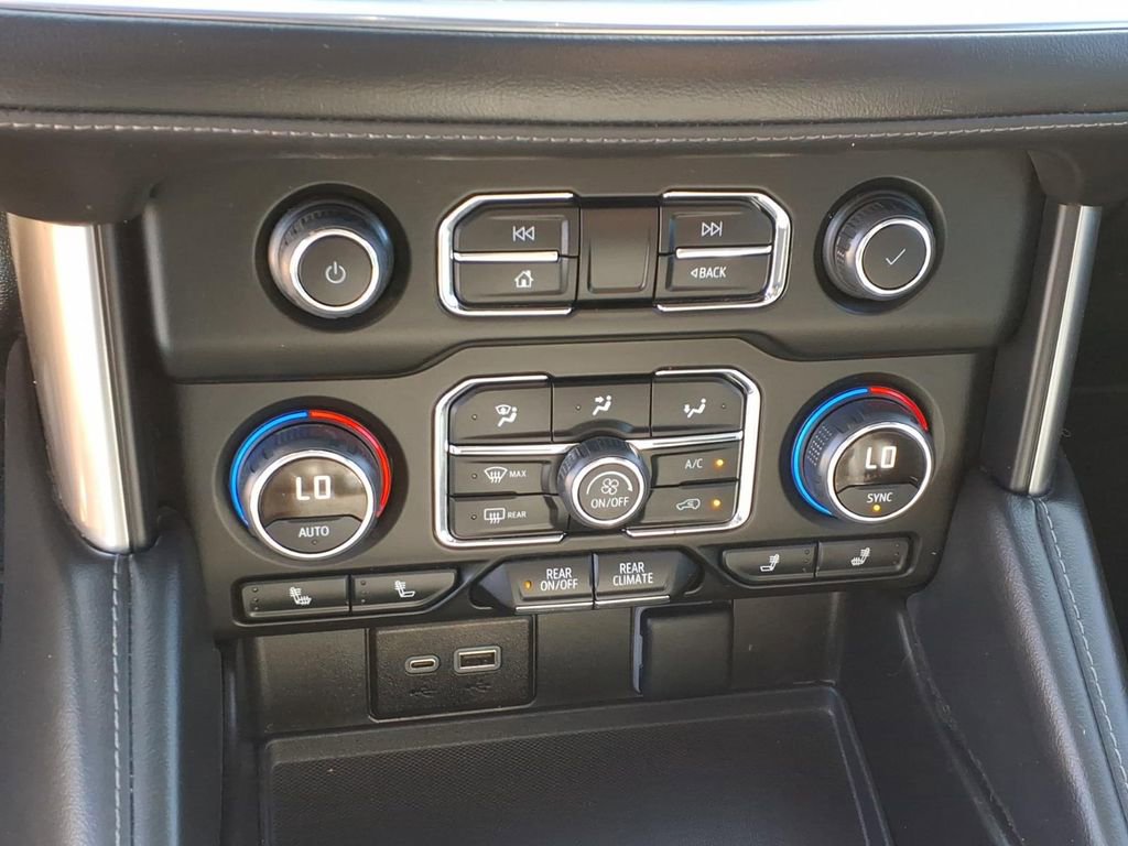 Certified 2023 Chevrolet Tahoe Z71 w/ Luxury Package image 19