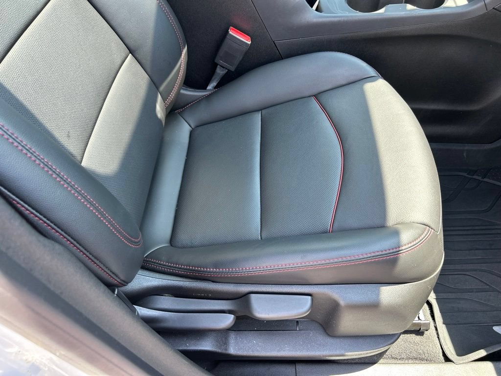 Certified 2022 Chevrolet Equinox RS w/ RS Leather Package FWD image 49