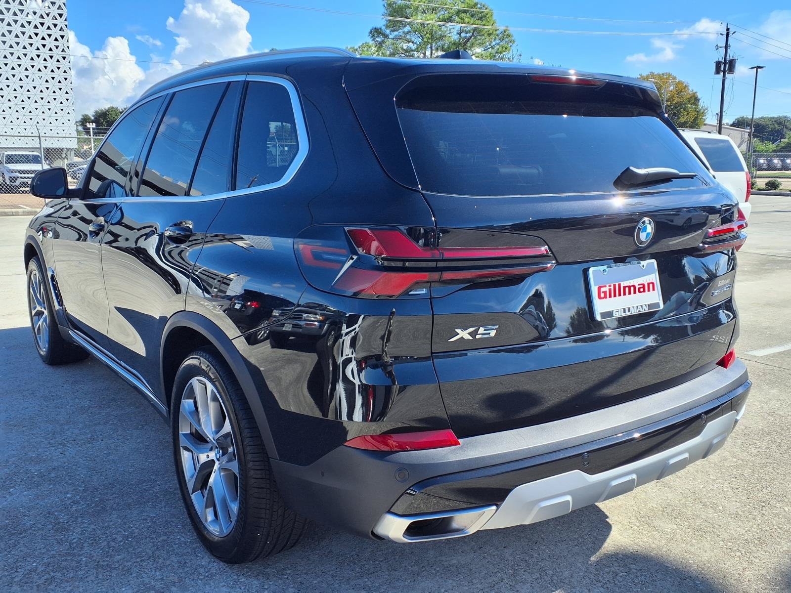 Used 2026 BMW X5 sDrive40i RWD image 3