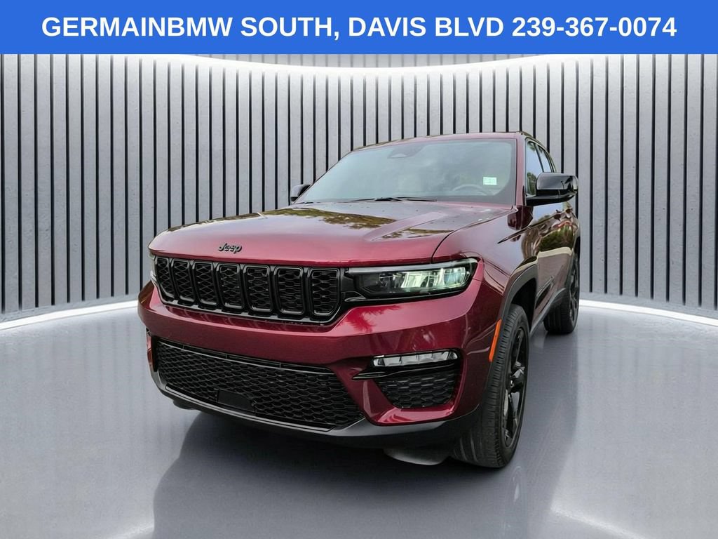 Used 2023 Jeep Grand Cherokee Limited w/ Black Appearance Package AWD/4WD image 9