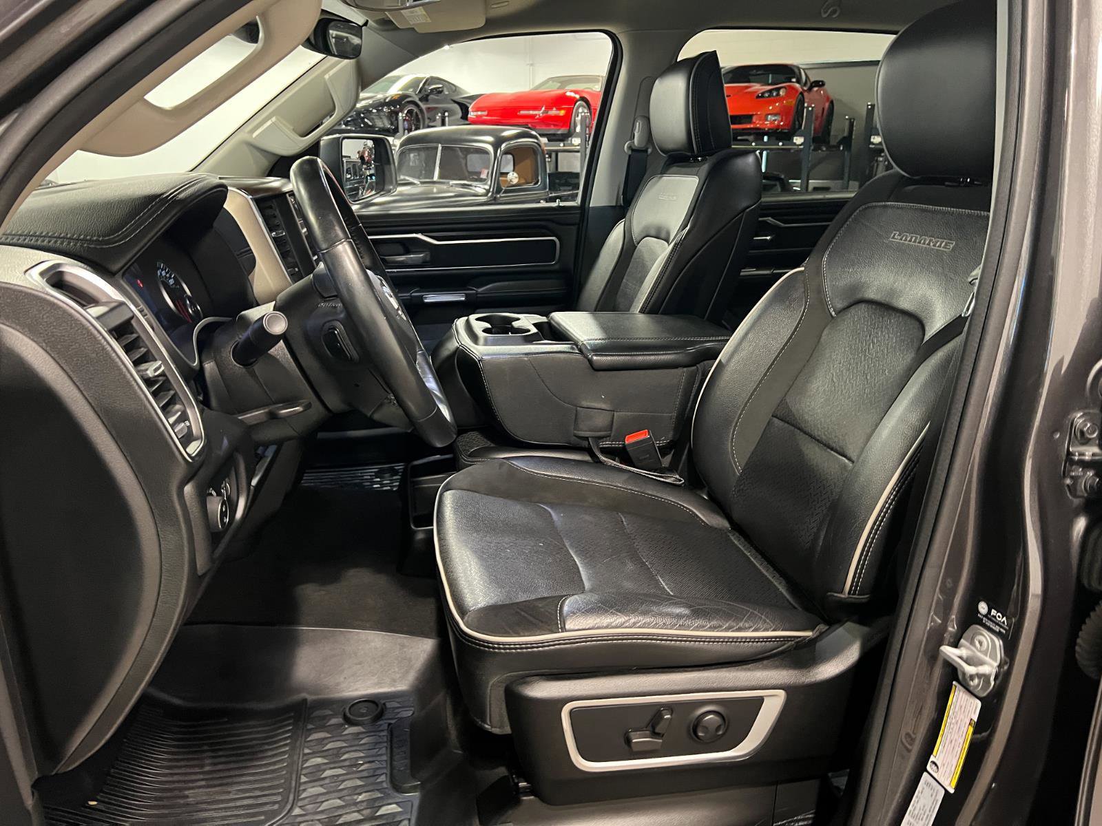 Used 2022 RAM 1500 Laramie image 9