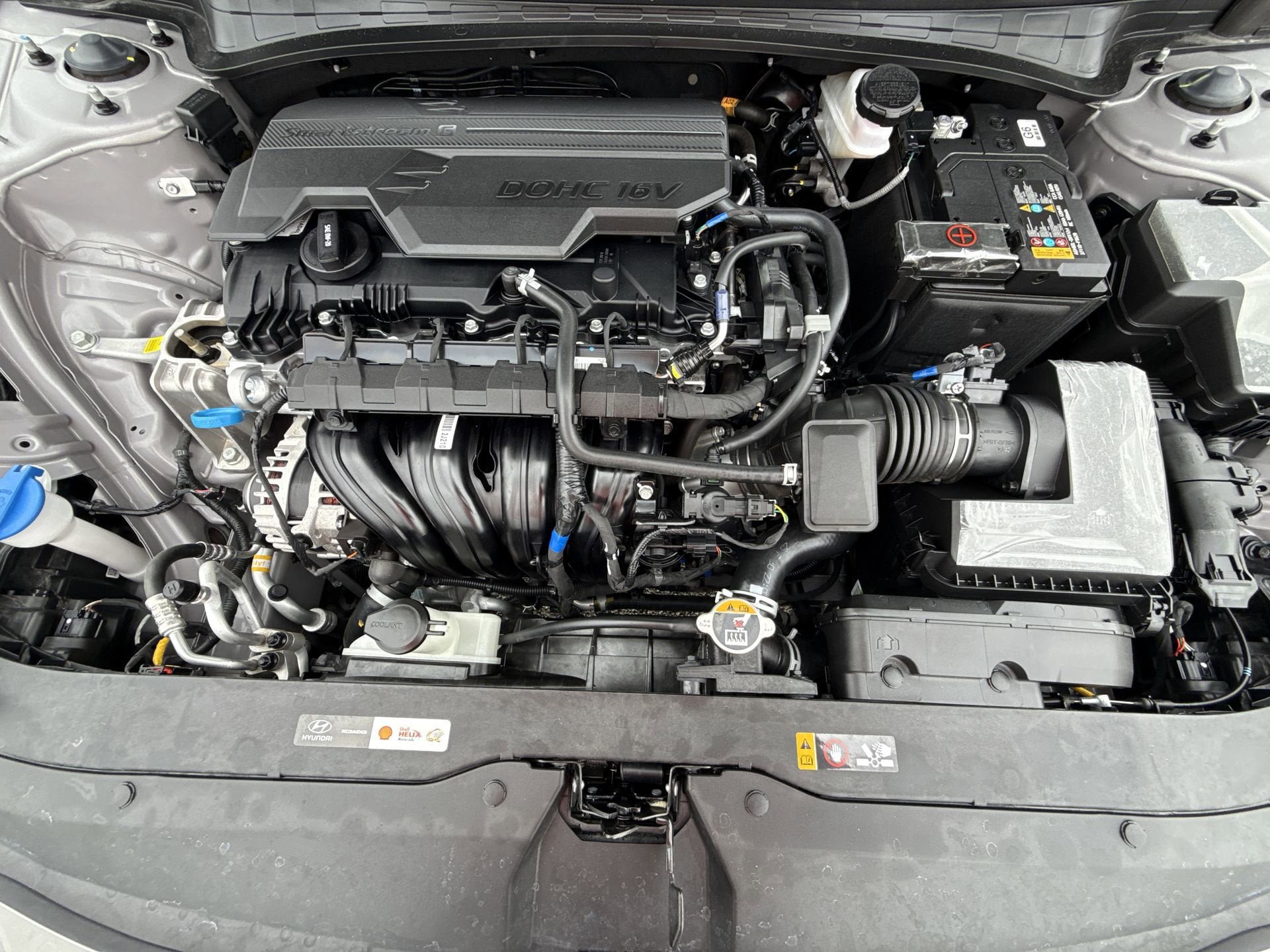 Used 2025 Hyundai Elantra Sport FWD image 17