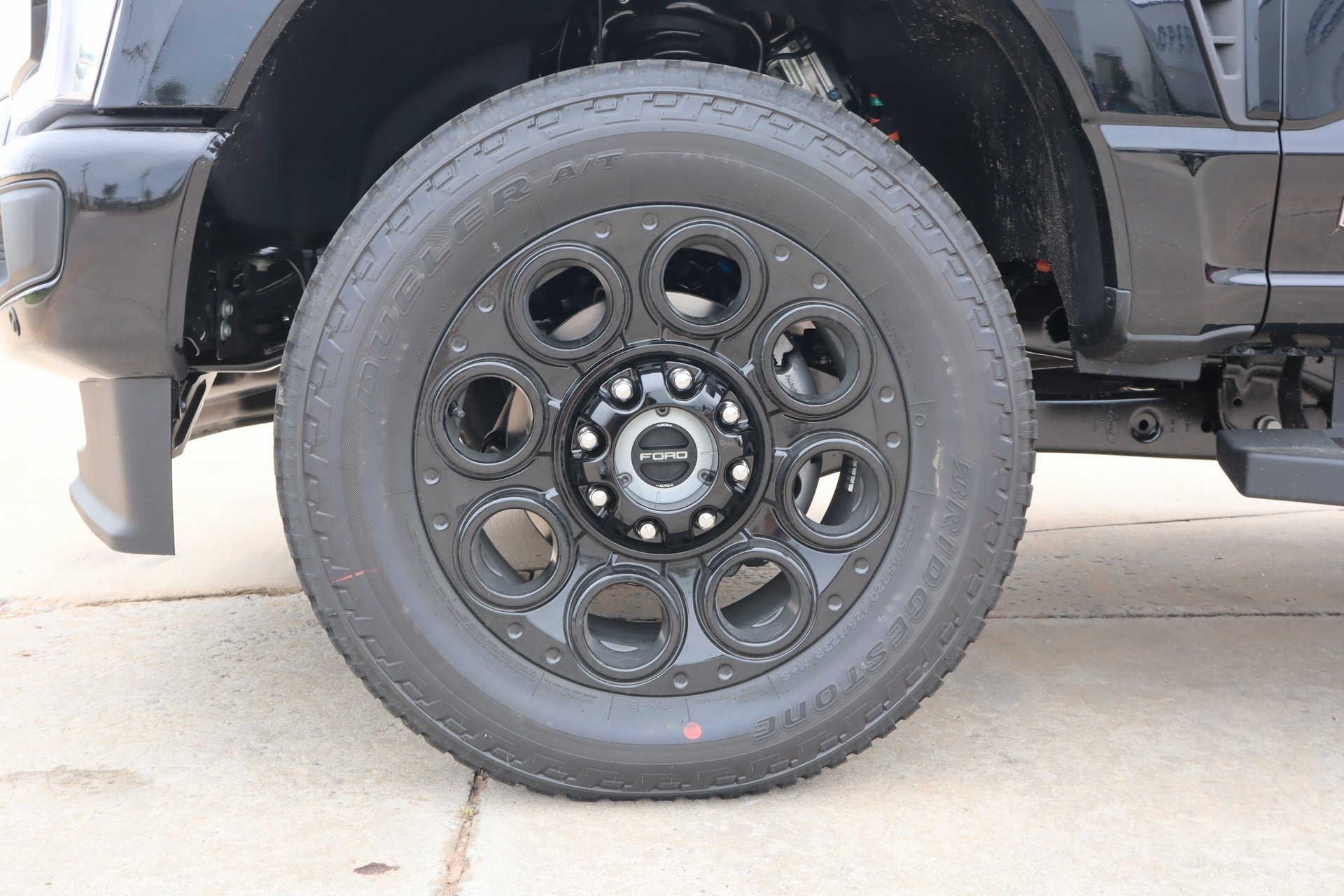 New 2026 Ford F250 Lariat w/ Black Appearance Package image 20