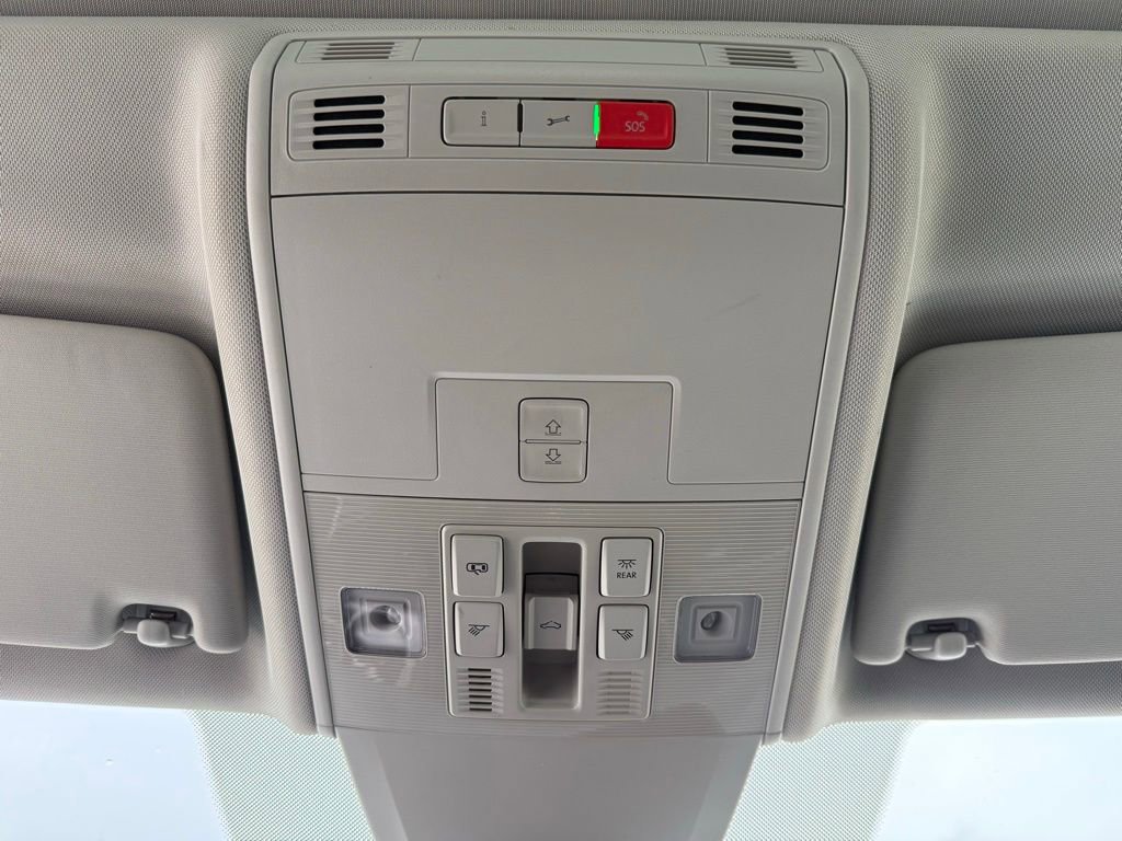 Used 2019 Volkswagen Golf Alltrack SEL image 45