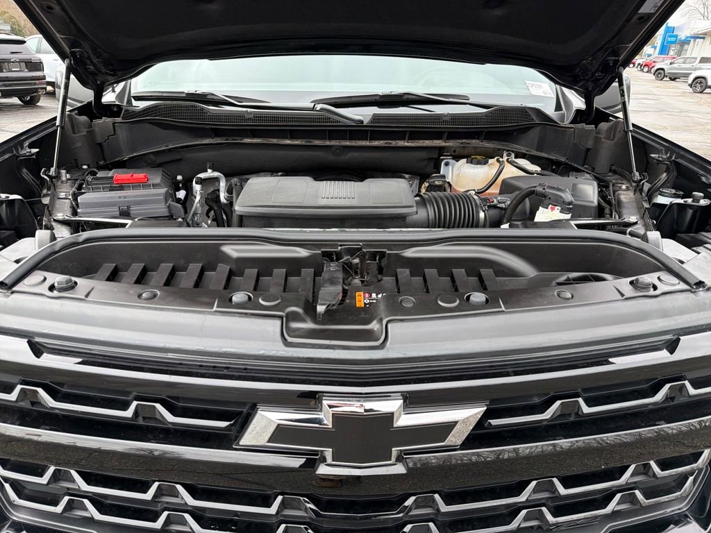 Used 2024 Chevrolet Silverado 1500 LT Trail Boss w/ Convenience Package II AWD/4WD image 24