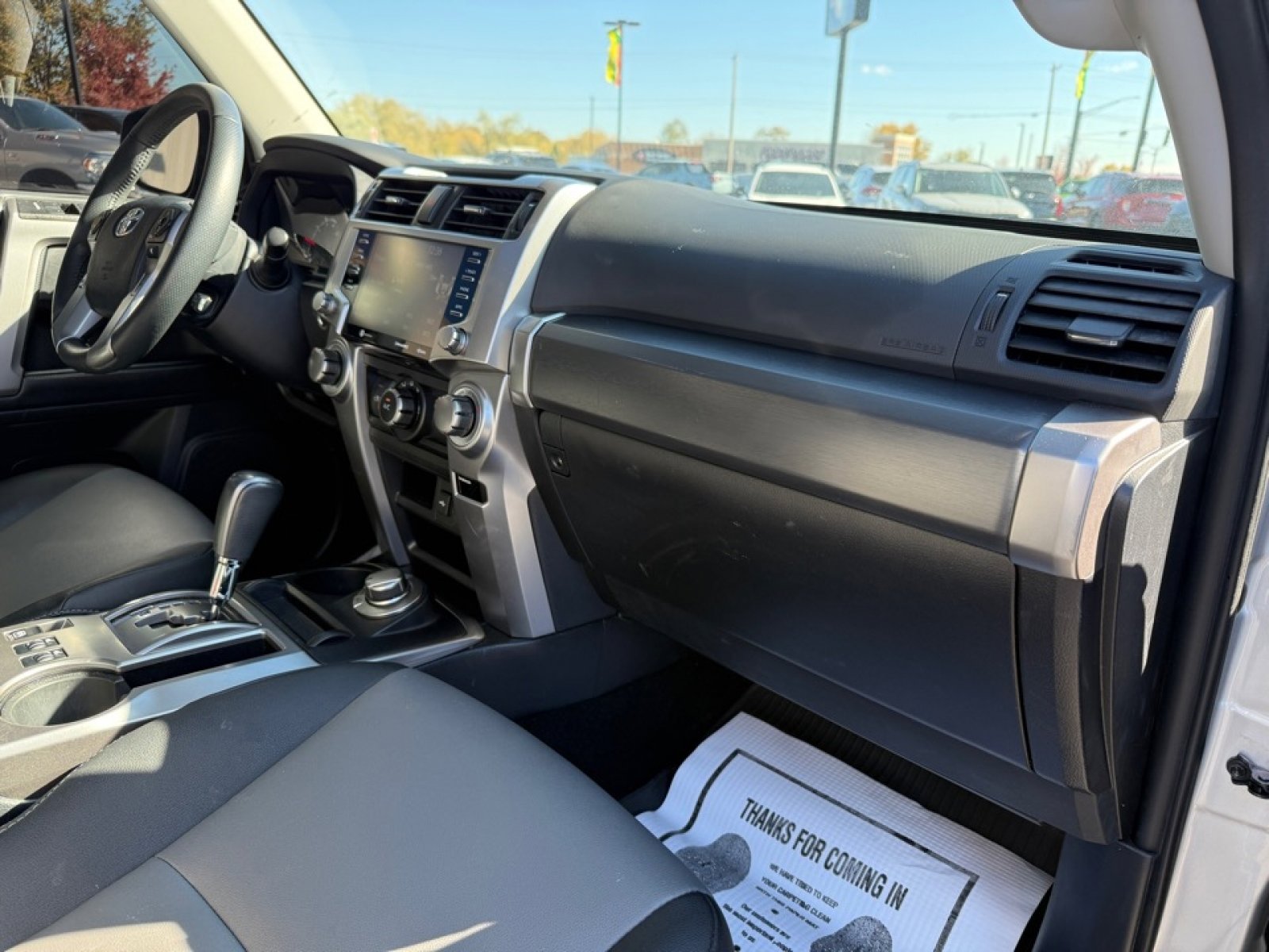 Used 2022 Toyota 4Runner SR5 Premium image 12