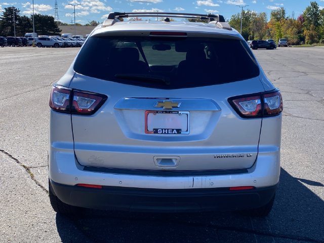 Used 2013 Chevrolet Traverse LT FWD image 13