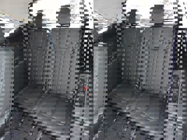 Used 2021 Kia Sorento SX image 16