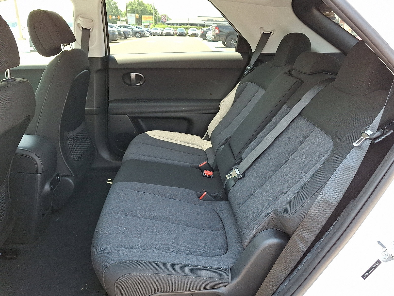 New 2025 Hyundai Ioniq 5 SE image 9