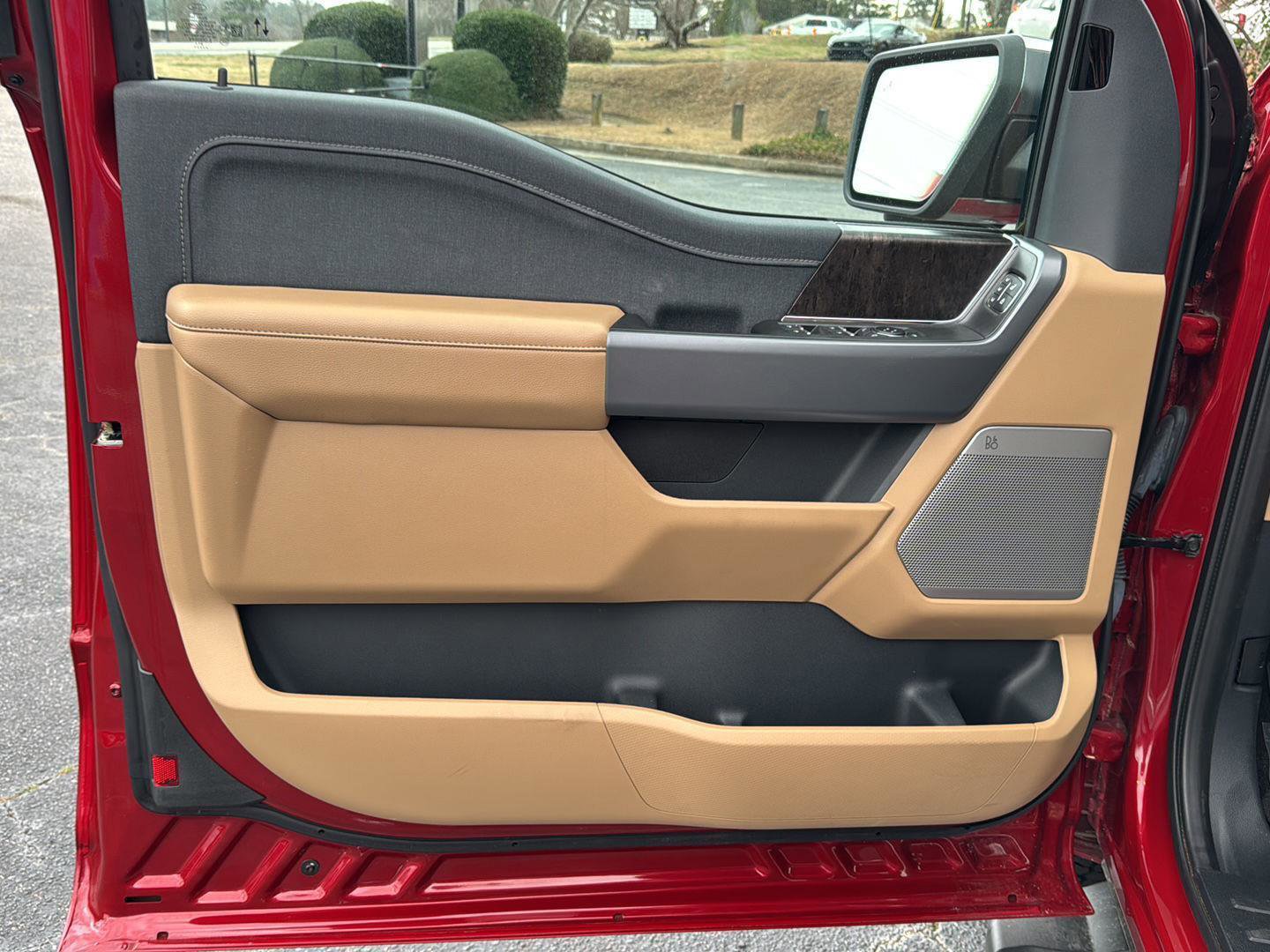 Used 2022 Ford F150 Lariat w/ Equipment Group 502A High image 14