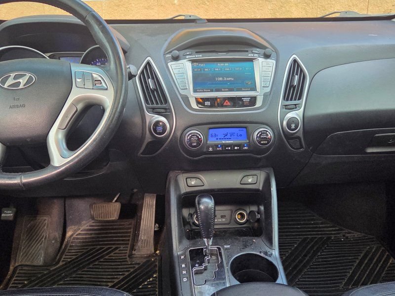 Used 2013 Hyundai Tucson Limited w/ Premium Pkg AWD/4WD image 5