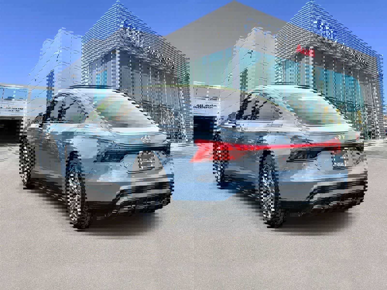 Certified 2022 Audi e-tron GT Prestige w/ Prestige Package image 2