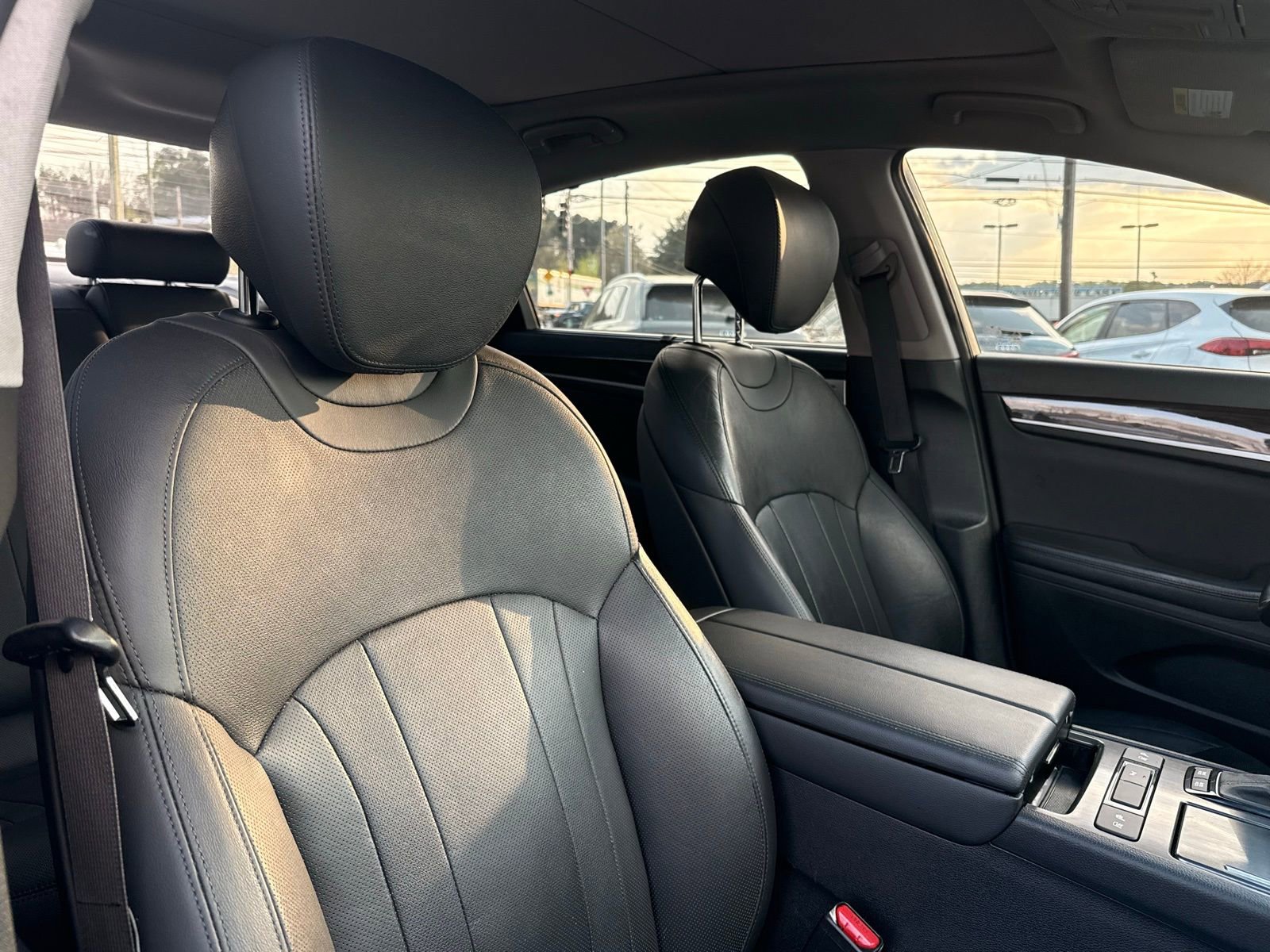 Used 2018 Genesis G80 3.8 w/ Option Group 02 image 36