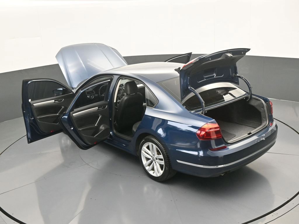 Used 2019 Volkswagen Passat 2.0T Wolfsburg image 63