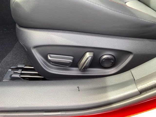 New 2026 Toyota Prius Plug-In Hybrid FWD image 22