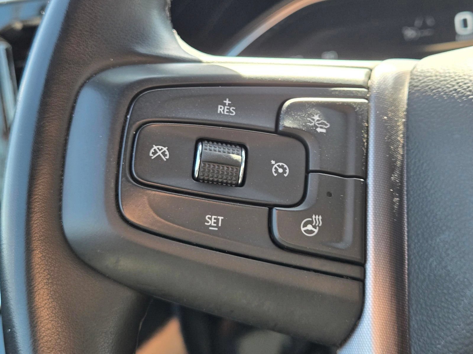 Used 2025 GMC Sierra 1500 SLT AWD/4WD image 27