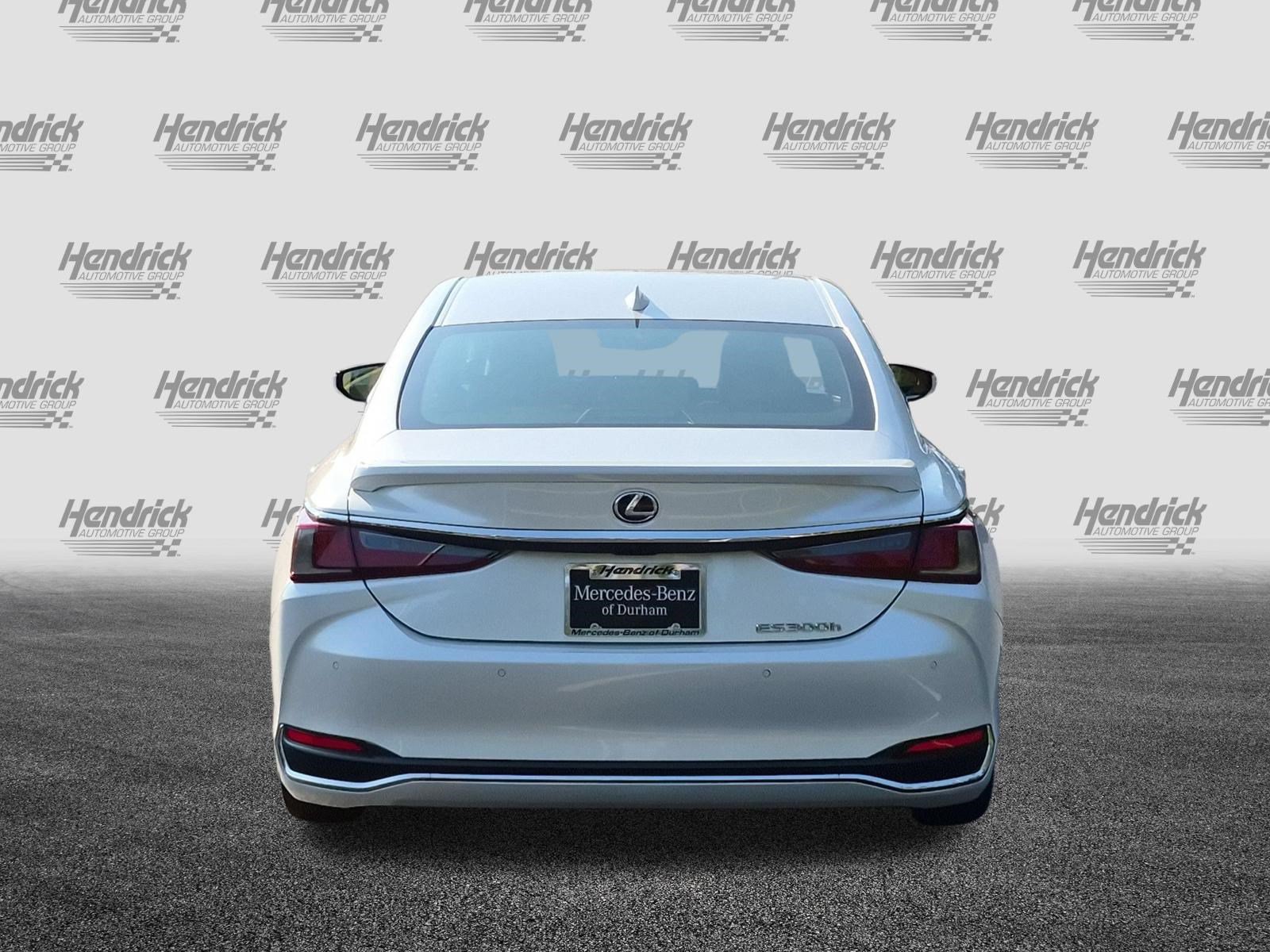 Used 2023 Lexus ES 300h w/ Premium Package FWD image 9