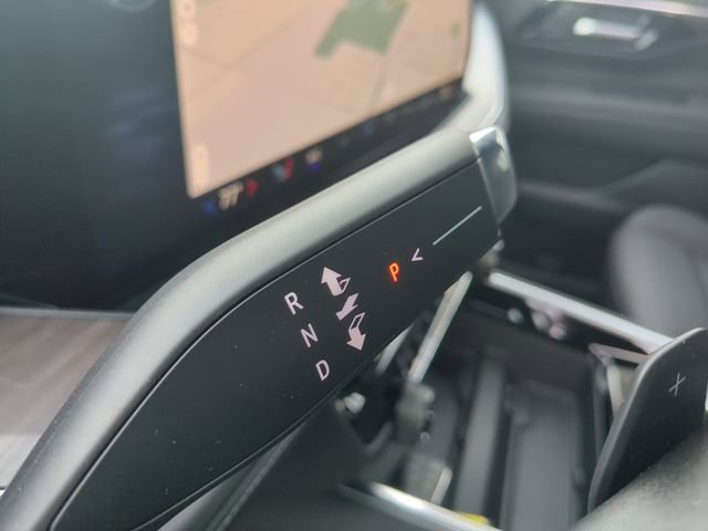 New 2026 Chevrolet Suburban LT w/ Comfort Package image 26