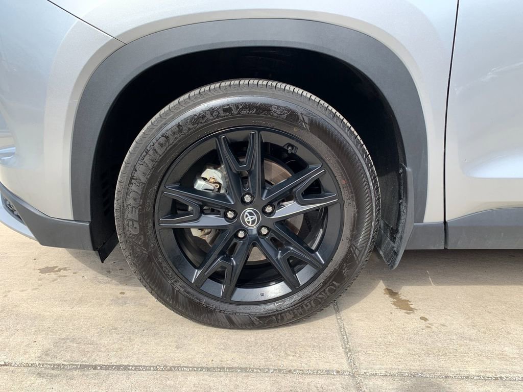 Used 2024 Toyota Grand Highlander MAX Platinum image 35