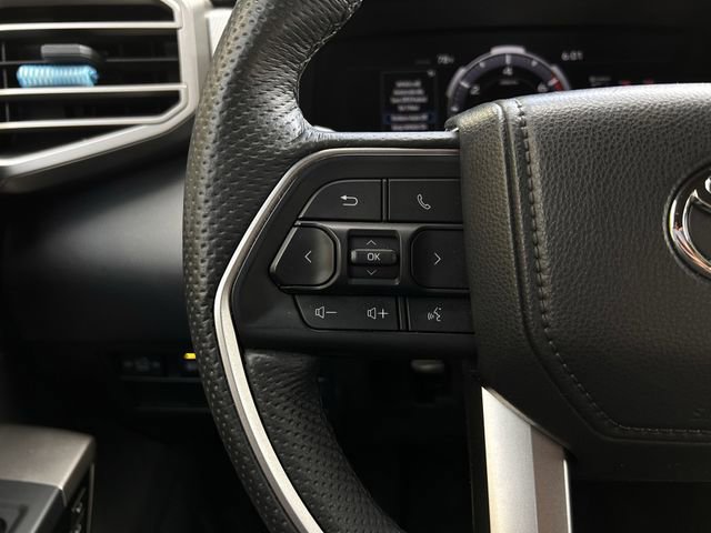 Used 2025 Toyota Tundra Limited AWD/4WD image 14