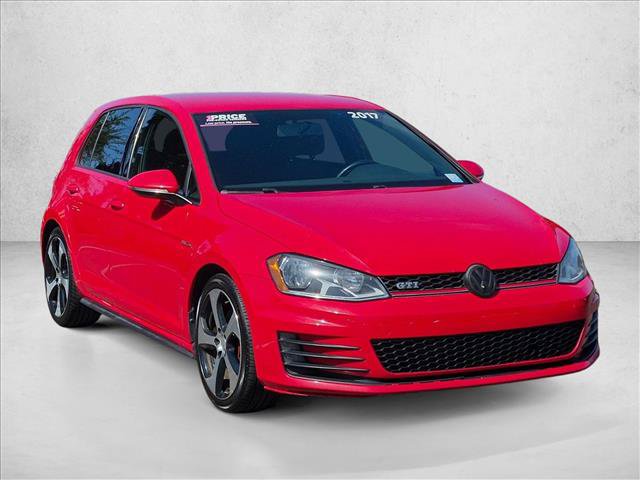 Used 2017 Volkswagen Golf 4-Door FWD image 3