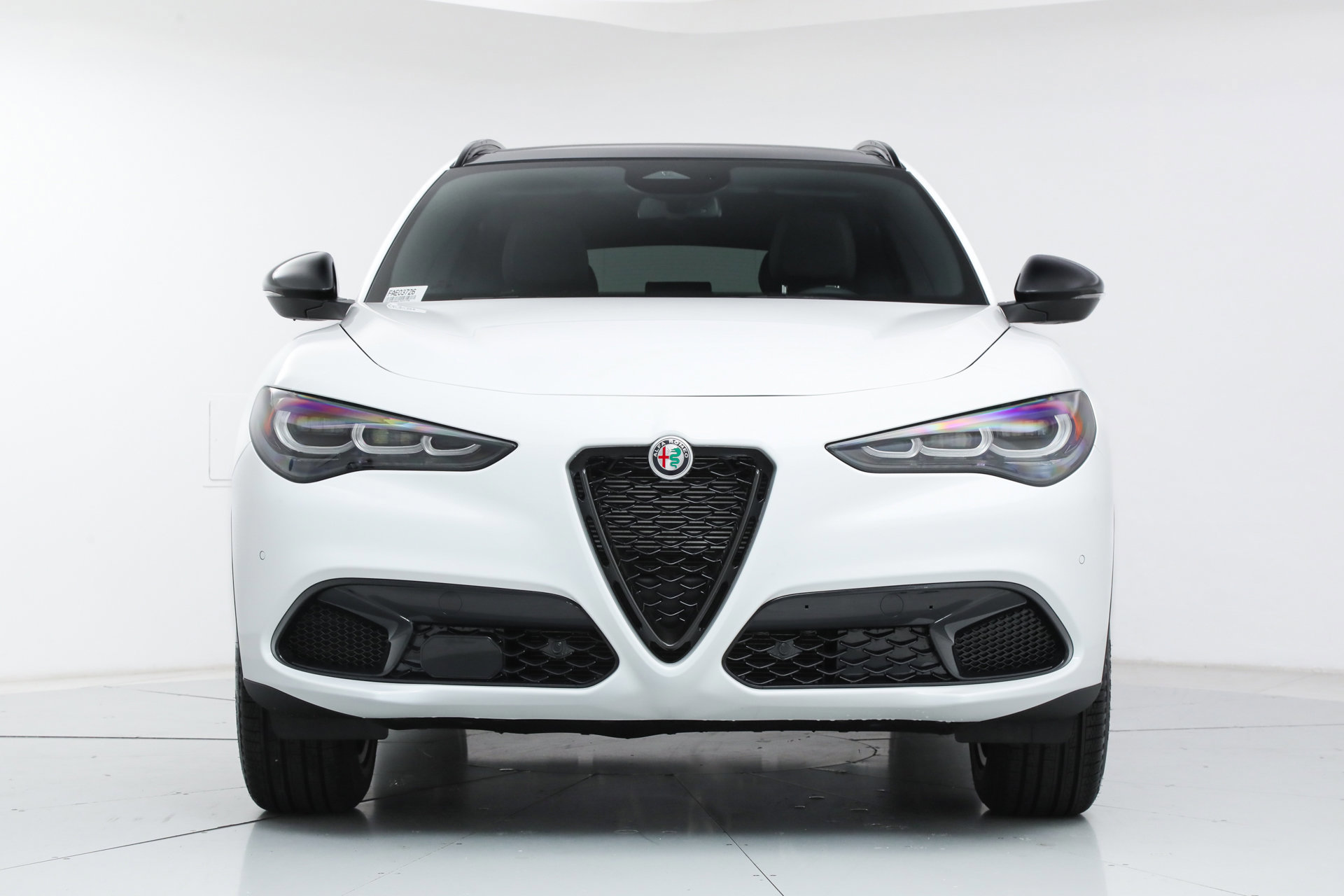 New 2025 Alfa Romeo Stelvio Sprint w/ Convenience Package AWD/4WD image 8
