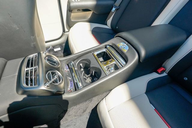 Used 2018 Rolls-Royce Dawn image 73