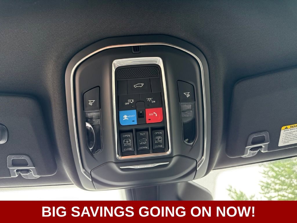 New 2026 Jeep Grand Cherokee Limited AWD/4WD image 24