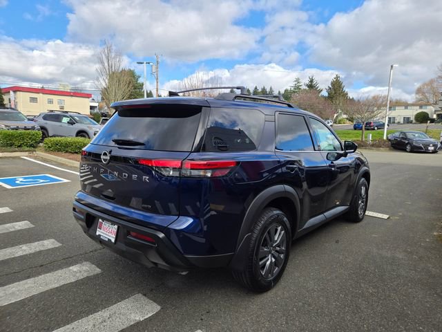 New 2026 Nissan Pathfinder SV image 6