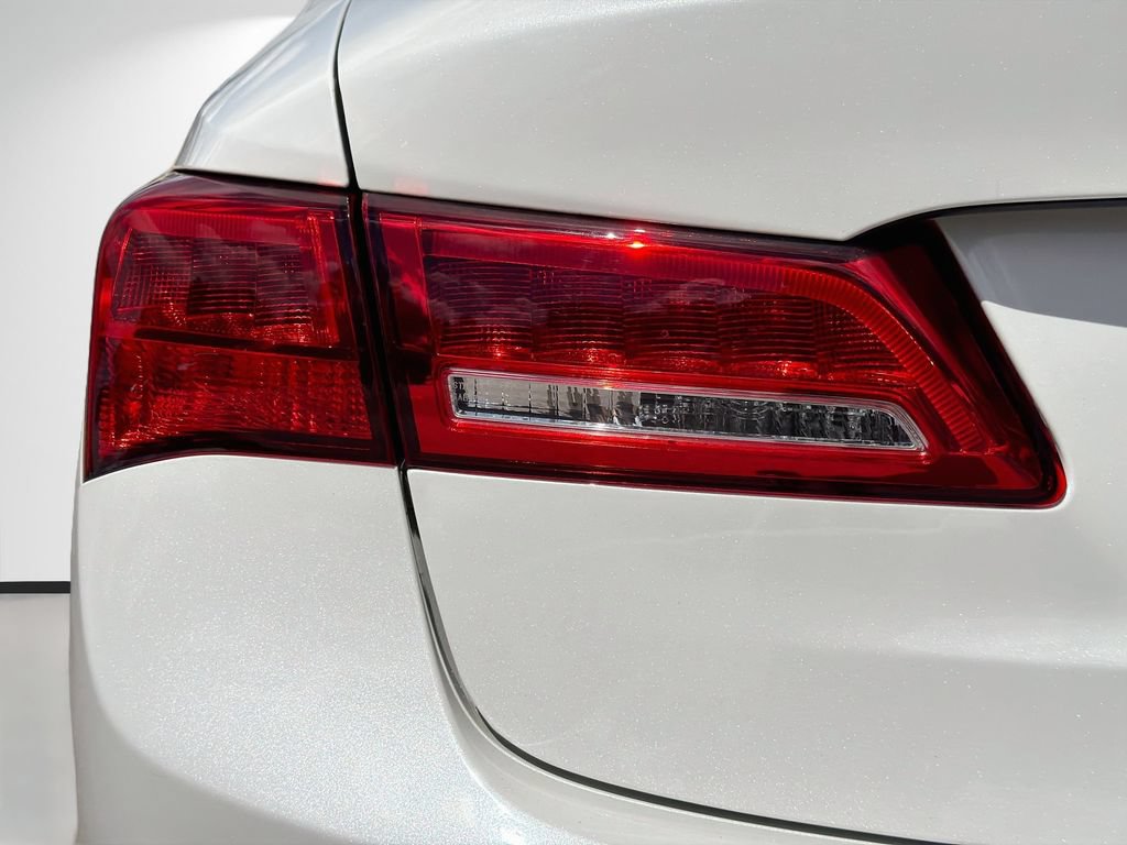 Used 2020 Acura TLX w/ Technology Package FWD image 10