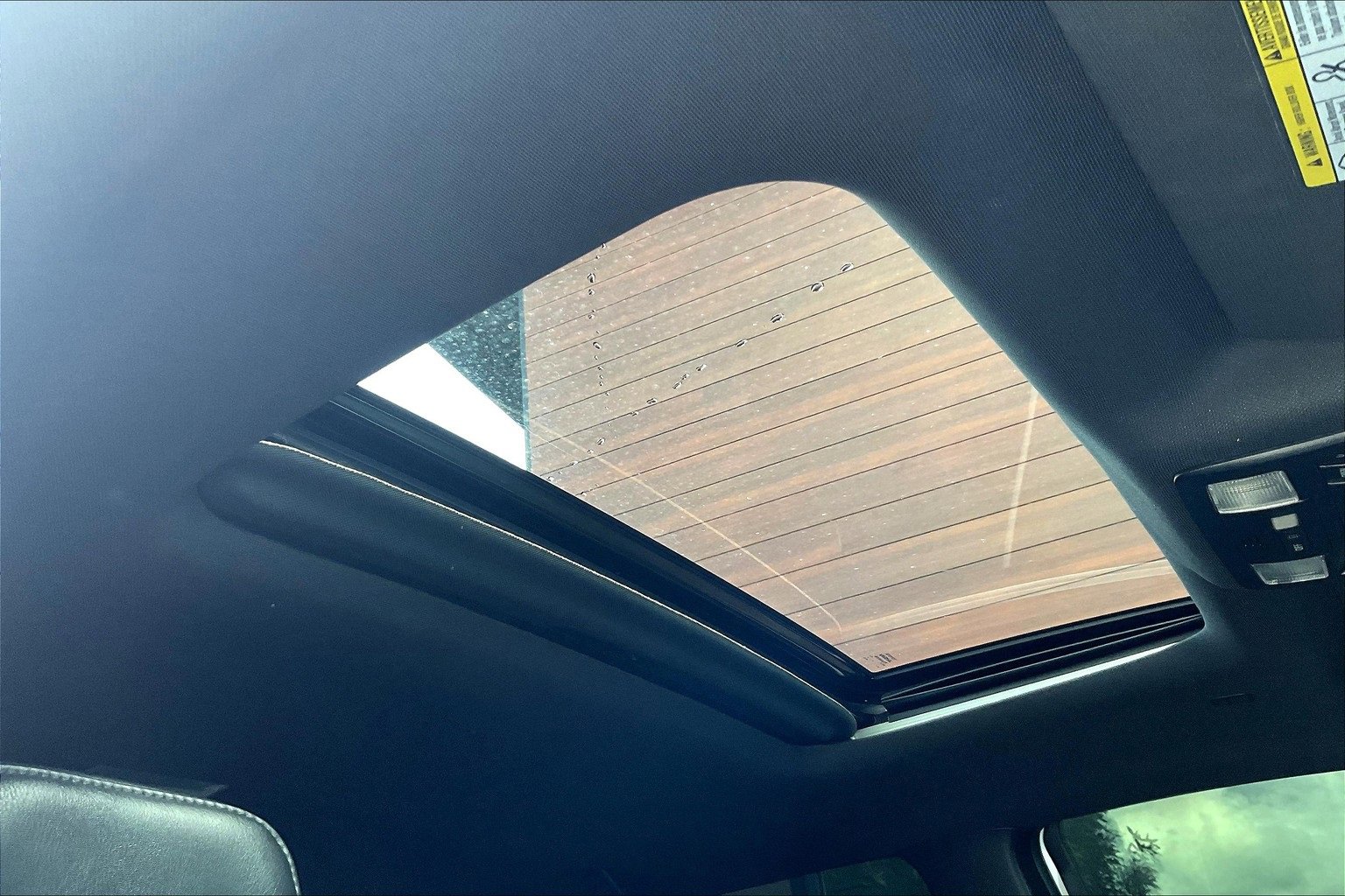 Used 2023 Toyota Tacoma Limited image 20