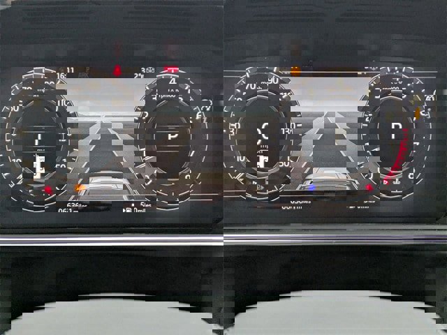 Used 2021 Land Rover Range Rover Westminster Edition image 8