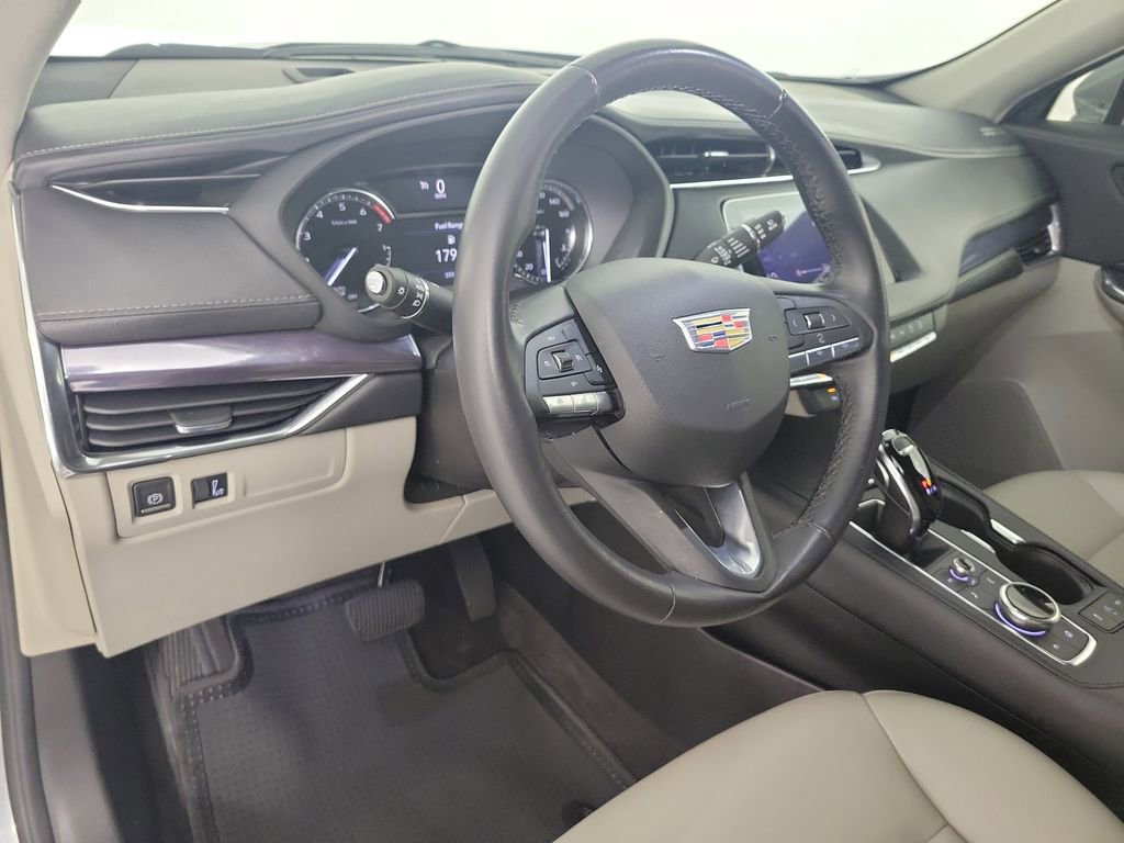 Certified 2023 Cadillac XT4 Luxury image 17