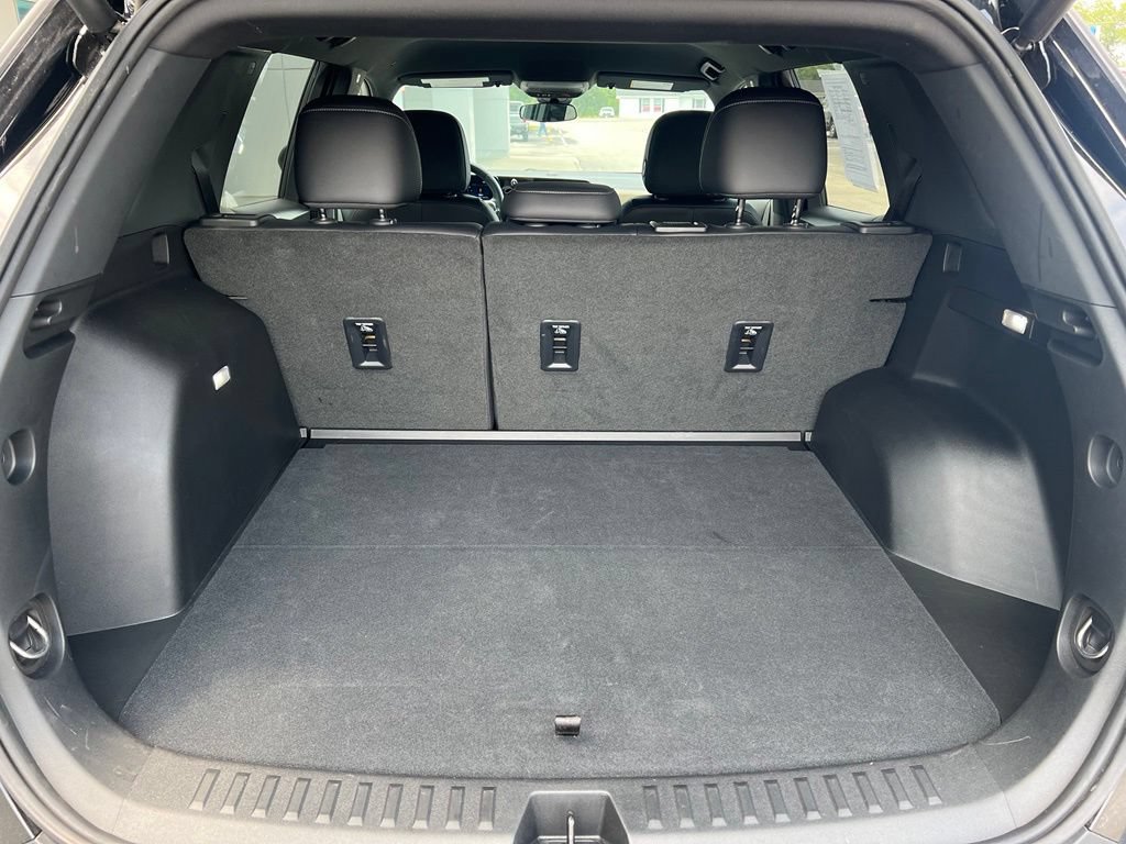 Used 2026 Chevrolet Equinox LT w/ Convenience Package II FWD image 18