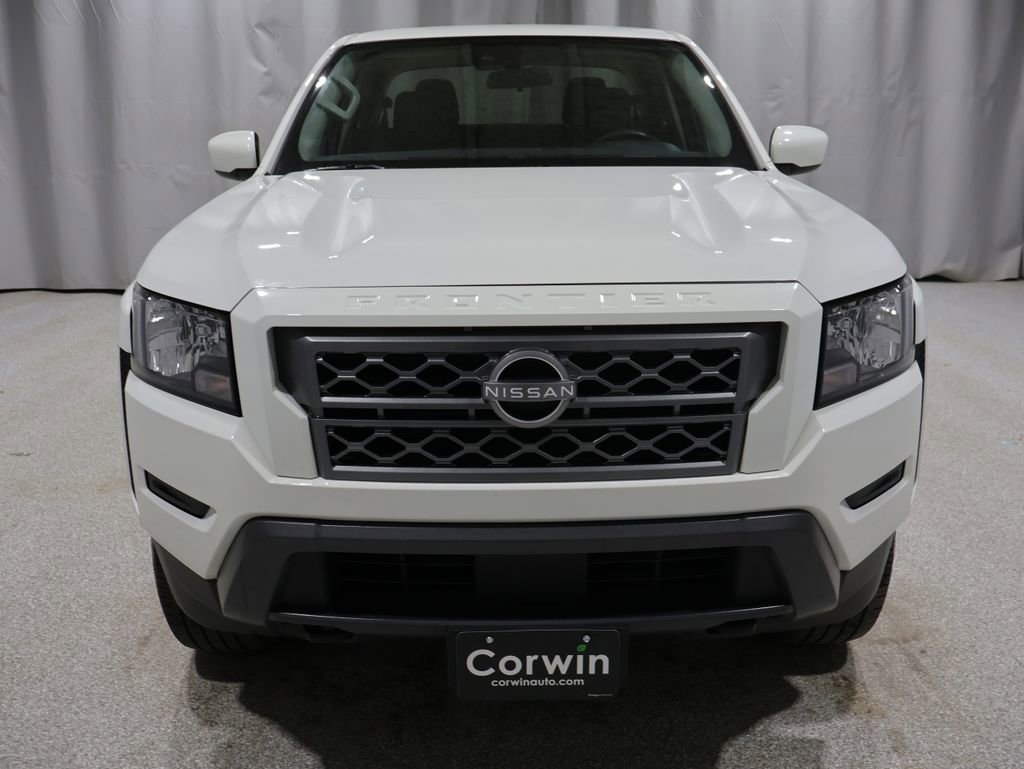 Used 2024 Nissan Frontier SV AWD/4WD image 9